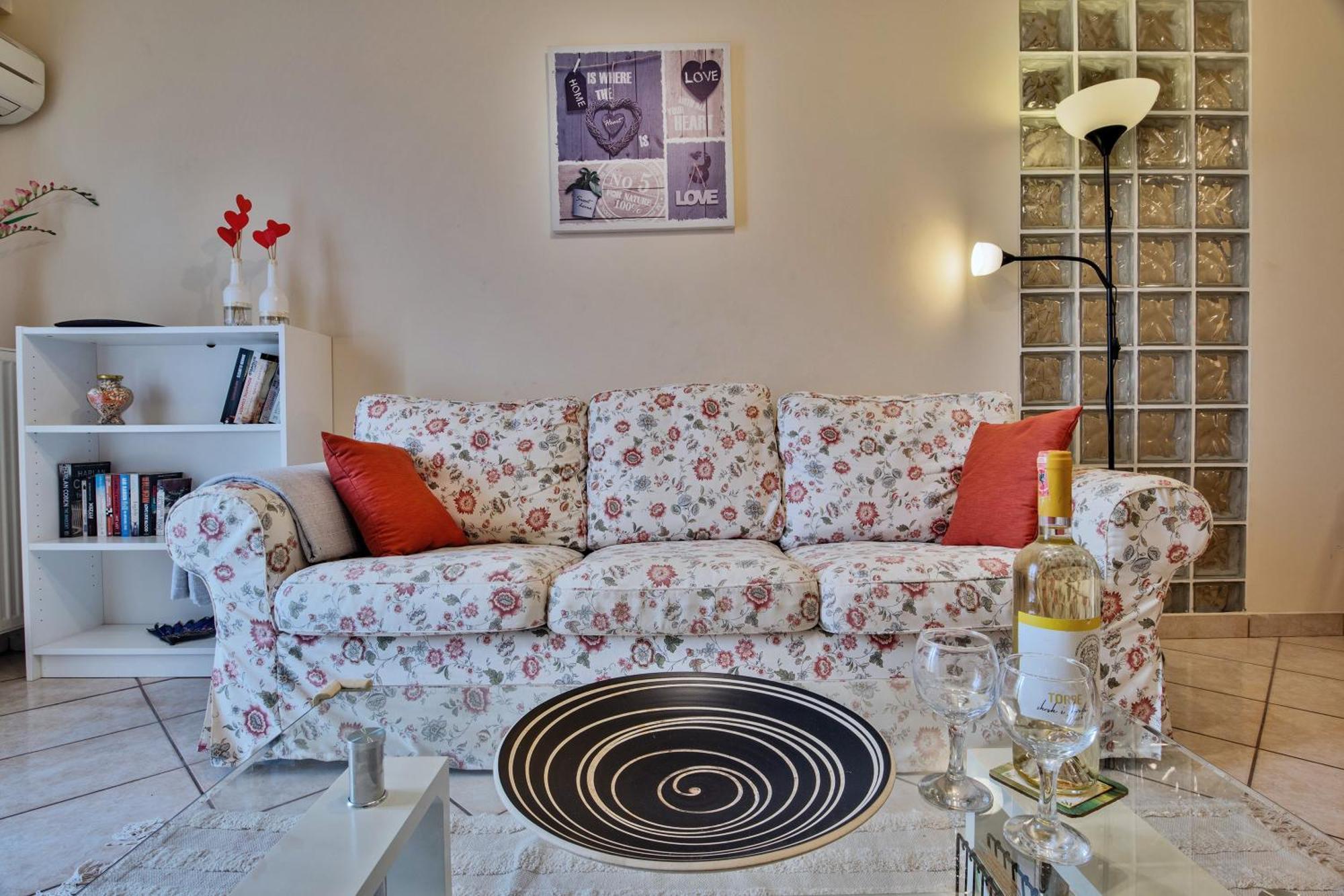 House Of Velenia - 2 Bedroom Apartment Near Old Town, Airport And Bus Station Corfu  外观 照片