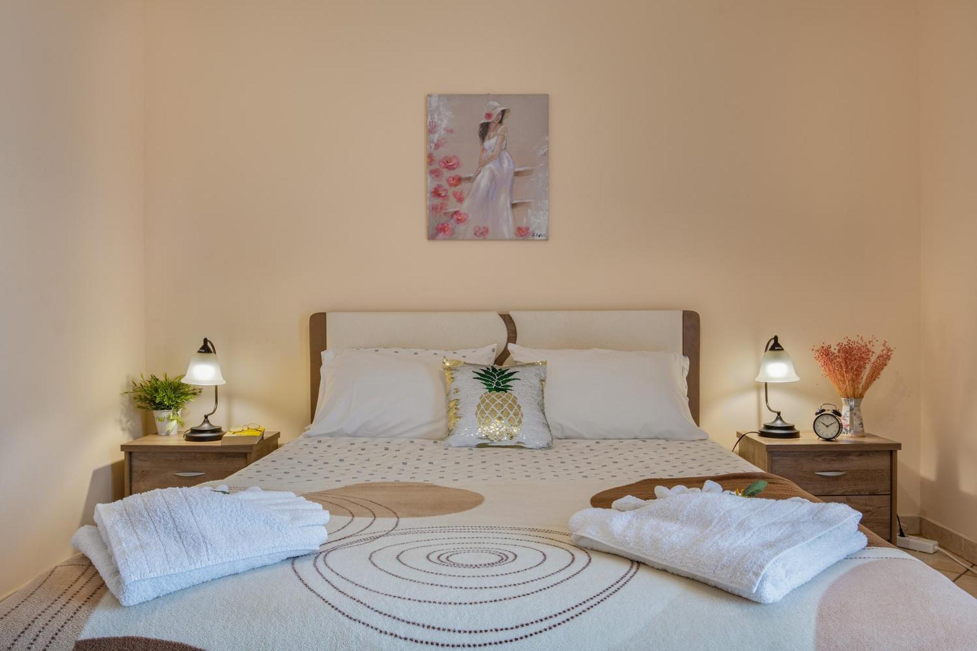 House Of Velenia - 2 Bedroom Apartment Near Old Town, Airport And Bus Station Corfu  外观 照片