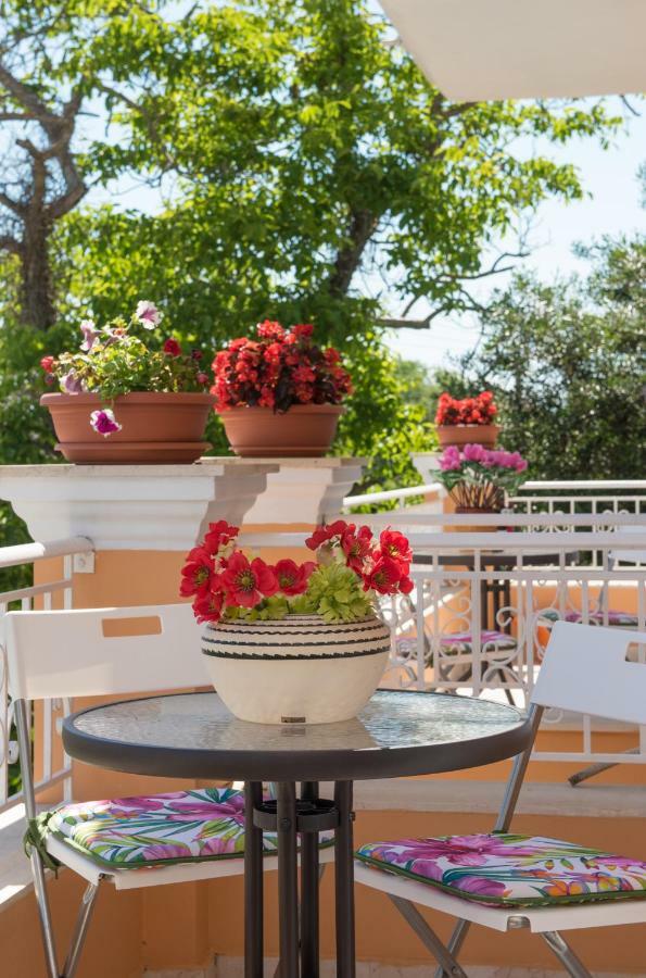 House Of Velenia - 2 Bedroom Apartment Near Old Town, Airport And Bus Station Corfu  外观 照片