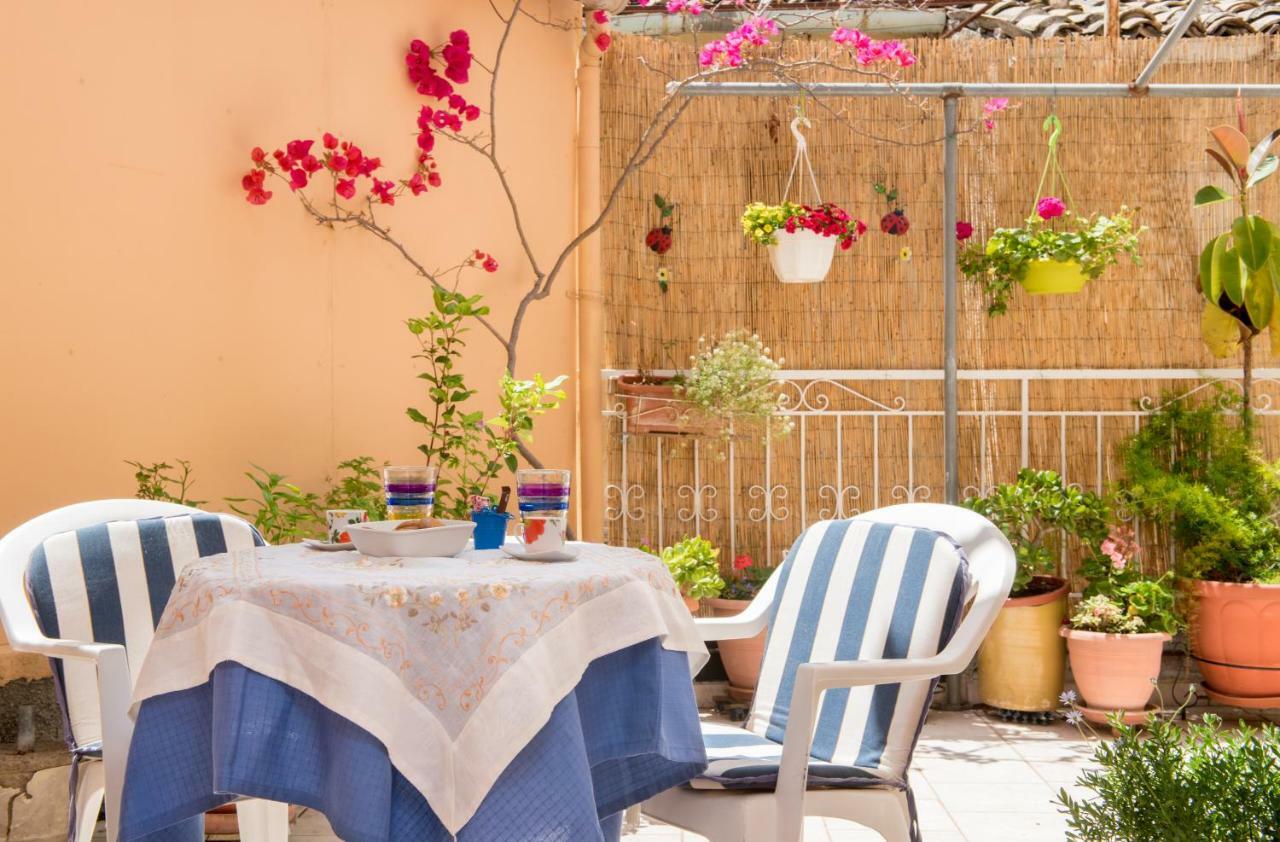 House Of Velenia - 2 Bedroom Apartment Near Old Town, Airport And Bus Station Corfu  外观 照片